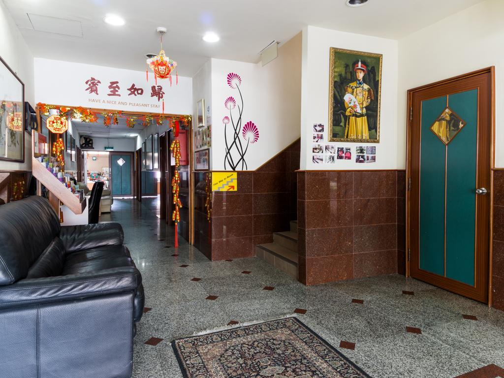 Reddoorz Near Aljunied Mrt Hotel Singapore Eksteriør billede