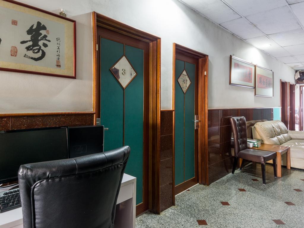 Reddoorz Near Aljunied Mrt Hotel Singapore Eksteriør billede