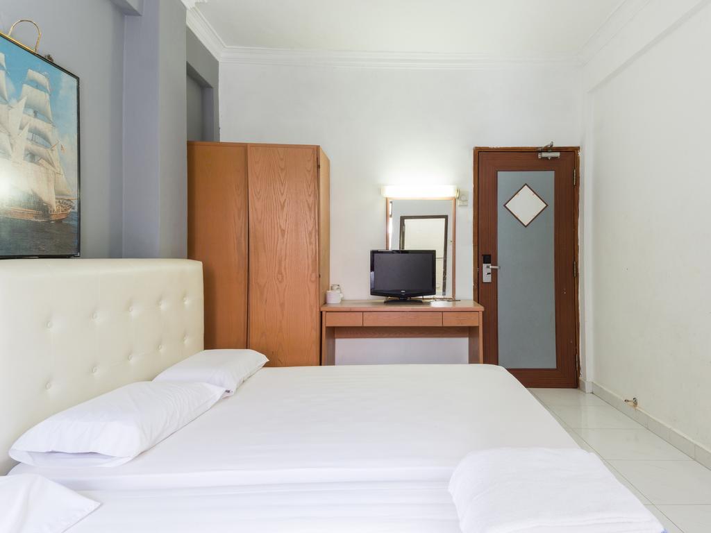 Reddoorz Near Aljunied Mrt Hotel Singapore Eksteriør billede
